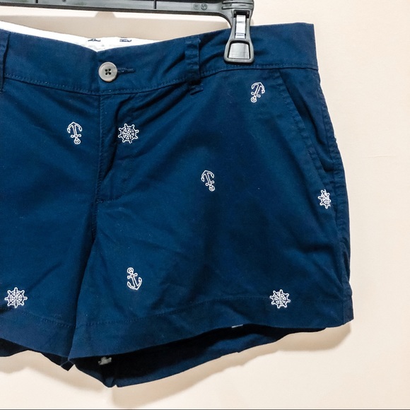 Old Navy Chino Shorts - size 6 - Picture 2 of 5